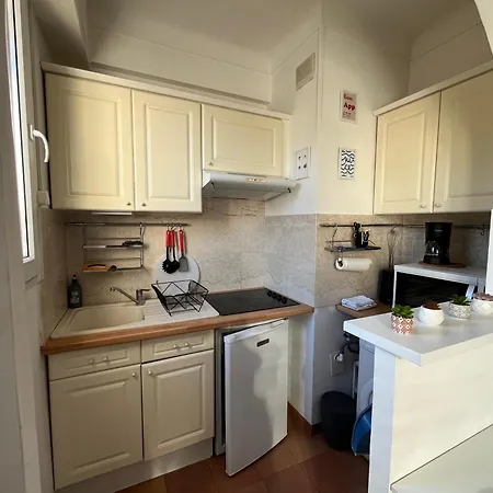아파트 With Large Terrace Sea View 4th Floor *