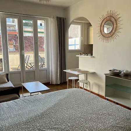 아파트 With Large Terrace Sea View 4th Floor *